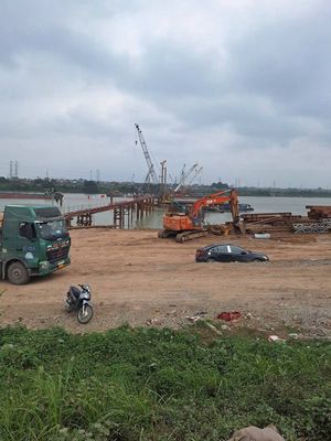 Nhà đẹp 2 tầng 3 ngủ chân Cầu Mễ Sở, hơn 5 tỷ — ảnh 1