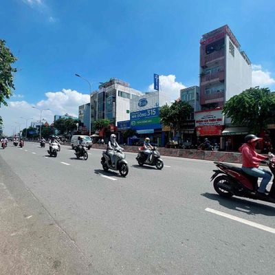 Bán gấp Nhà mặt tiền Lê Trọng Tấn — ảnh 1