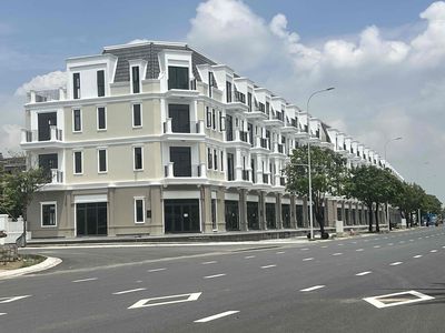 Nhà Phố Khu Biệt Thự Ven Sông Cực Đẹp, Quy Mô Lớn, Đường Đang XD — ảnh 1