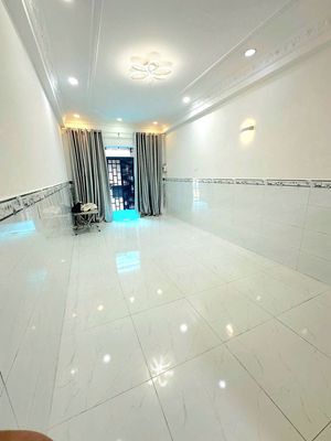 Sân để xe Nhà thuê Gò Vấp 2PN 2WC Phạm Văn Chiêu 8,5 triệu — ảnh 1