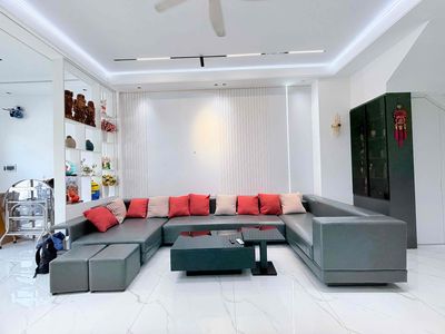 Cho thuê Vcn Phước Long 2 nhà 4 tầng — ảnh 1