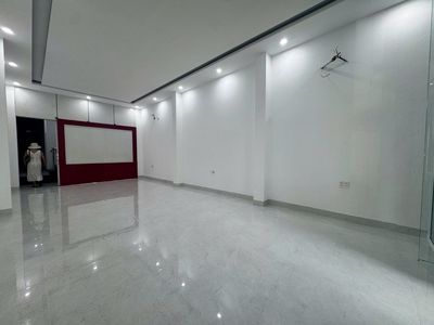 Cho thuê nhà nguyên căn – mặt tiền nguyễn văn linh — ảnh 1