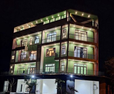 Nhà riêng mặt tiền 160m2 - full thổ cư, 450m2 sàn, sổ riêng, giáp SG — ảnh 1