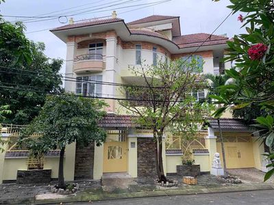 Biệt Thự gia đình cần bán — ảnh 1
