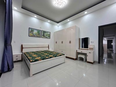 Cho thuê nhà 3 tầng mặt phố đường 10m5 Bùi Trang Chước, Hòa Xuân — ảnh 1