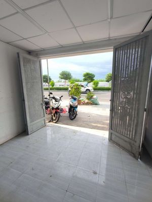 Mặt bằng siu bự đường C12- miễn phí sơn mới — ảnh 1