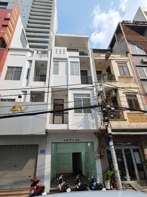 Mặt Tiền KDoanh Khu Hà Đô - 4x16M 6PN 6WC - Sẵn Máy Lạnh — ảnh 1