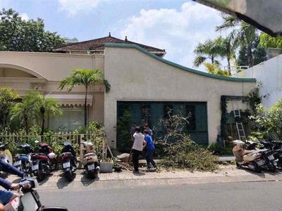 Nhà Mặt Tiền 10x31m, 310m, Tú Xương, Võ Thị Sáu, Quận 3 — ảnh 1