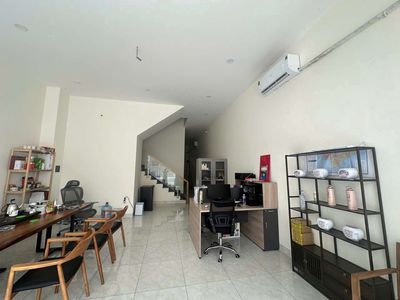 Nhà phố 4 PN khu richtown TP mới Bình Dương — ảnh 1