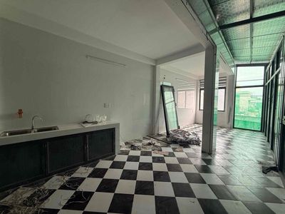 Nhà dài rộng vừa ở và làm kho bán hàng — ảnh 1