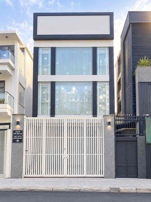 Cho thuê nhà nguyên căn đồng nai quận 10 | 350m2 — ảnh 1