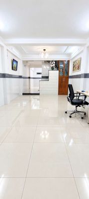 Nhà 3 tầng,3 máy lạnh,3PN,2WC sân thượng, gần Vạn Phúc city hbphuoc — ảnh 1