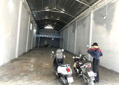 Kho xưởng đẹp mới y hình(300m2)liên khu 4-5 — ảnh 1
