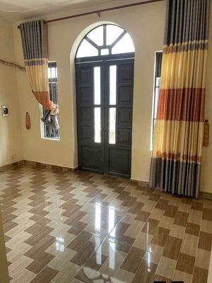 Cho thuê nhà 1 trệt 2 lầu đường Lê Văn Tiên, Dĩ An — ảnh 1