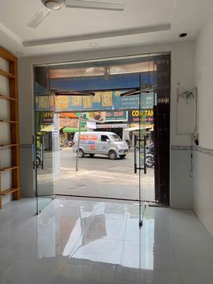 Cho thuê mặt tiền kinh doanh 12tr/ tháng , lạc long quân tân bình — ảnh 1