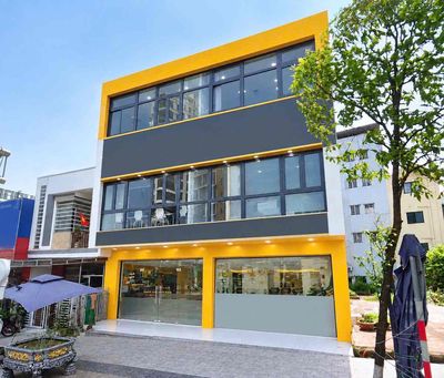 Cho thuê nhà 3 tầng mặt tiền Xô Viết Nghệ Tĩnh , dtsd 900m2 — ảnh 1
