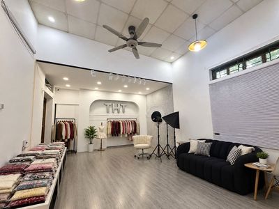 Nhà 3 tầng lô góc 50m² gần Mê Linh Plaza, Hà Nội — ảnh 1