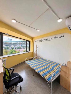 NHỈNH 6T, Mặt Tiền Phạm Văn Đồng, 1 trệt 3 lầu, kinh doanh mua bán — ảnh 1