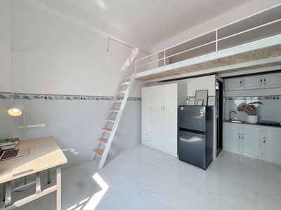 Cho thuê duplex cửa sổ trời ngay dương quảng hàm — ảnh 1