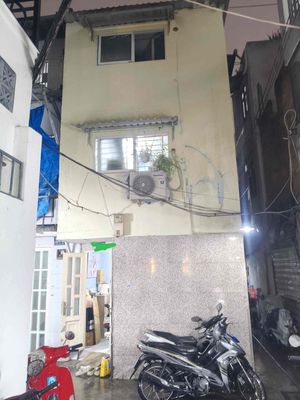 Cho thuê nhà nguyên căn q1 – 2pn – 6,5 triệu/tháng (nhà trống) — ảnh 1