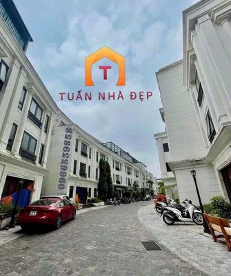 Cho thuê Biệt thự 789 Xuân Đỉnh — ảnh 1