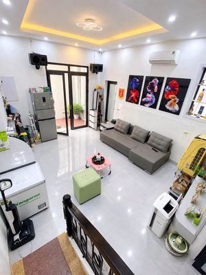 Nhà Minh Khai, gần Times City, 50m2, 4 tầng, 10.8 tỷ — ảnh 1