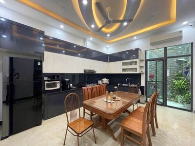 Bán nhà 4 tầng khu phân lô Văn Cao, 90m2, 7.69 tỷ — ảnh 1
