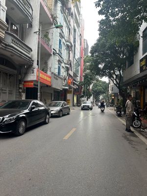 Bán nhà phân lô Lê Trọng Tấn, Thanh Xuân, có gara ô tô — ảnh 1