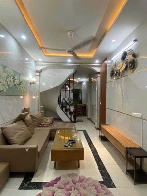Cho thuê nhà riêng 44m x 3 tầng ngõ 145 Quan Nhân, Thanh Xuân — ảnh 1