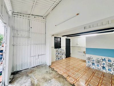 Kiot bán hàng nhỏ gần KCN Sóng Thần, Dĩ An — ảnh 1