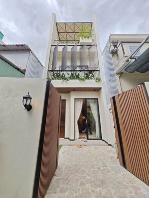 Cho thuê Villa Hồ Bơi Sân Vườn Hà Huy Tập, Thanh Khê — ảnh 1