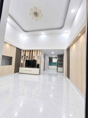 Cho Thuê Nhà Full Nội Thất DT 6x12 1Trệt 1Lầu 3Pn 2Wc 1/ Ngắn TNV — ảnh 1