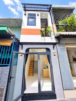 Nhà mới - full nội thất : 8,tr nguyễn lâm, p3, bình thạnh D — ảnh 1