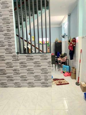 Nhà 8 triệu _ 4 phòng ngủ đường bùi tư toàn hẻm xe hơi 6m — ảnh 1