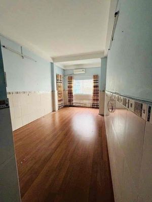 Cho Thuê Nhà Hẻm 549 Nguyễn Đình Chiểu Quận 3 30 m² 4 Tầng 3 PN - 18tr — ảnh 1