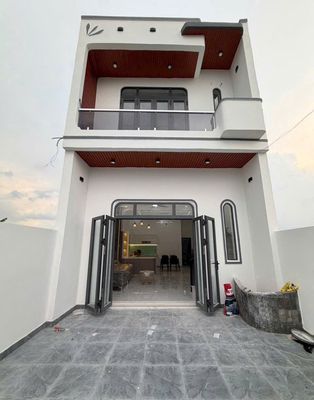 Bán nhà đường đồng khởi - gần chợ thạnh phú- thanh toán 550tr nhận nhà — ảnh 1