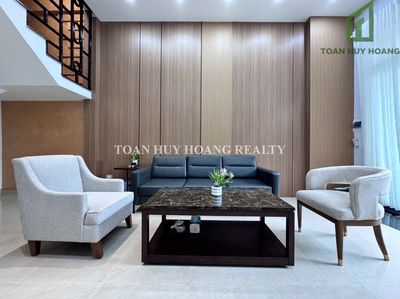 Nhà đẹp gần võ văn kiệt – 3 phòng ngủ, không gian rộng rãi — ảnh 1