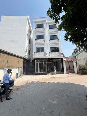 Chỉ hơn 2 tỷ, có ngay nhà 4 tầng mới tinh mặt ngõ rộng 5m ô tô đỗ cử — ảnh 1