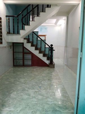 Nhà mặt tiền 1lầu 2phòng đường Trung Đông 13,Đông Thạnh Hóc Môn — ảnh 1