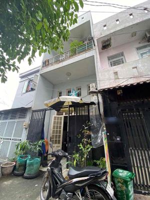 Nhà 3 tầng | kênh tham lương | hẻm ô tô 6m thông | giá chỉ 3.85 tỷ — ảnh 1
