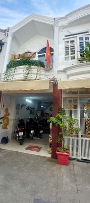 Giảm sâu - bán gấp nhà 2 tầng - hxh trường chinh -tp — ảnh 1