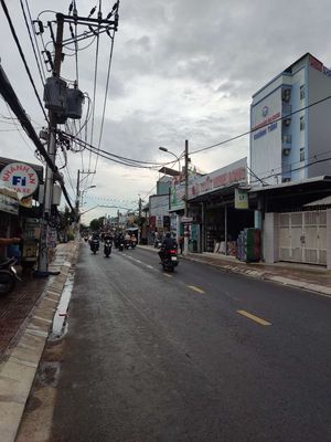 Cho thuê nhà trệt mặt tiền đường Lê Văn lương — ảnh 1