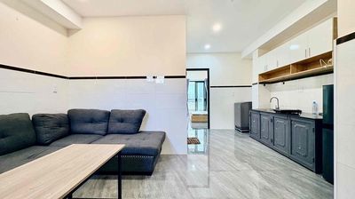 Cho thuê chdv 2pn ban công 60m2 full nội thất cao cấp ở 3-4 người — ảnh 1
