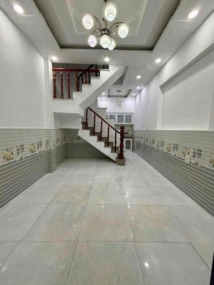 Cho thuê nhà Hiệp Thành Q12 2lầu 3PN 3wc 6tr owr cả gia đình đi về GV — ảnh 1