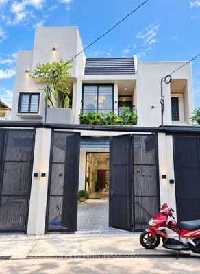 Nhà Mê Mới TC 4*25m hẻm Mai Hắc Đế,gần Eco Place — ảnh 1