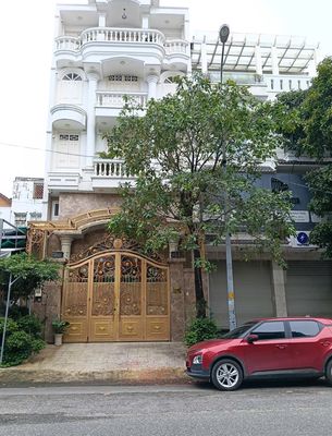 Cho thuê Tòa nhà 1 trệt 4L DTSD 600m2 Hiệp Bình Chánh Thủ Đức 45tr — ảnh 1