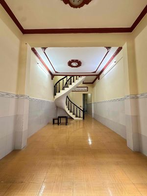 Cho thuê nhà 15/3 Phạm Ngọc Thảo - 40m2 - 2pn 2wc. HXH Tân Phú gia 8tr — ảnh 1