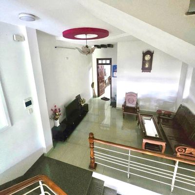 Cho thuê nhà nguyên căn 4 tầng mặt tiền đường Lê Thanh Nghị, Hòa Cường — ảnh 1