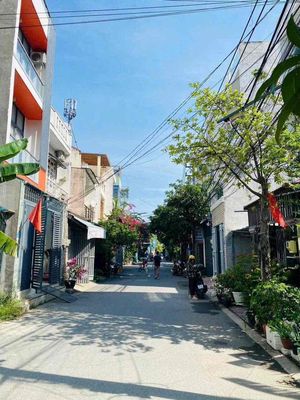 Bán nhà 3 tầng hẻm 41 Gò Cát khu hồ bơi, sân tennis — ảnh 1