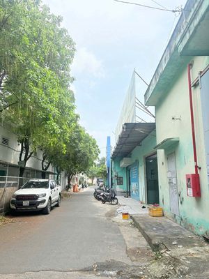 Cho thuê Kho Xưởng 1062m2 Đường Bờ Bao Tân Thắng, Siêu thi Eon Tân Phú — ảnh 1